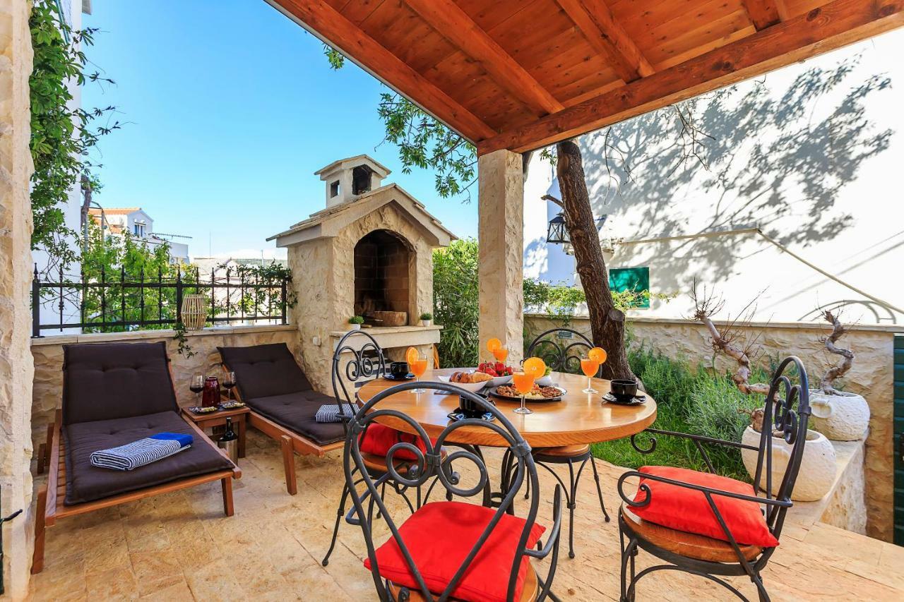 Holiday Home Primabella Primosten Exterior photo