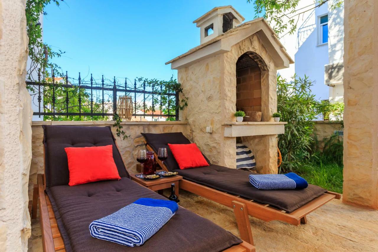 Holiday Home Primabella Primosten Exterior photo